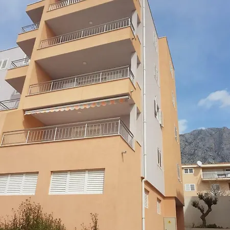 Ariam Apartmans *